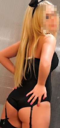 Mersin'de Eğlenceli Bir Gecenin Kapılarını Açan Otele Gelen Escort