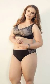 Mersin'deki Otele Gelen Escort Kızın Büyüleyici Hikayesi