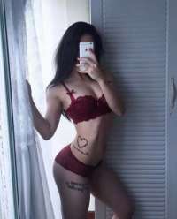 Mersin'deki Tatlı Sürpriz: Göz Kamaştıran Escort Bayan